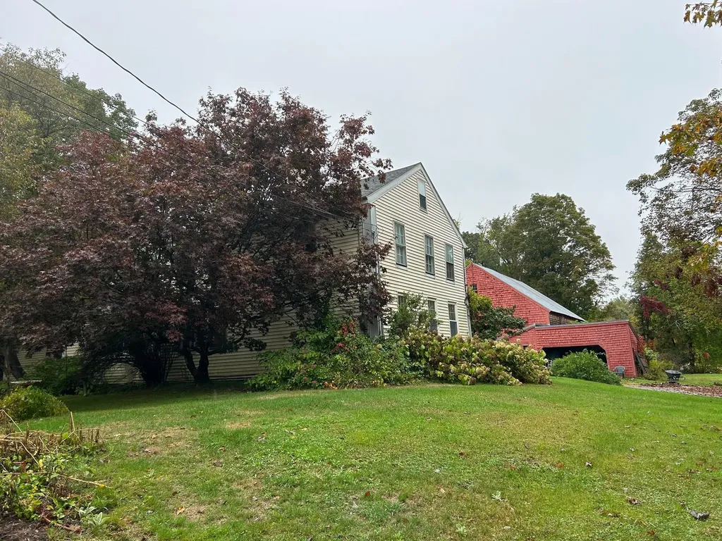 188 Drinkwater Road Kensington NH 03833