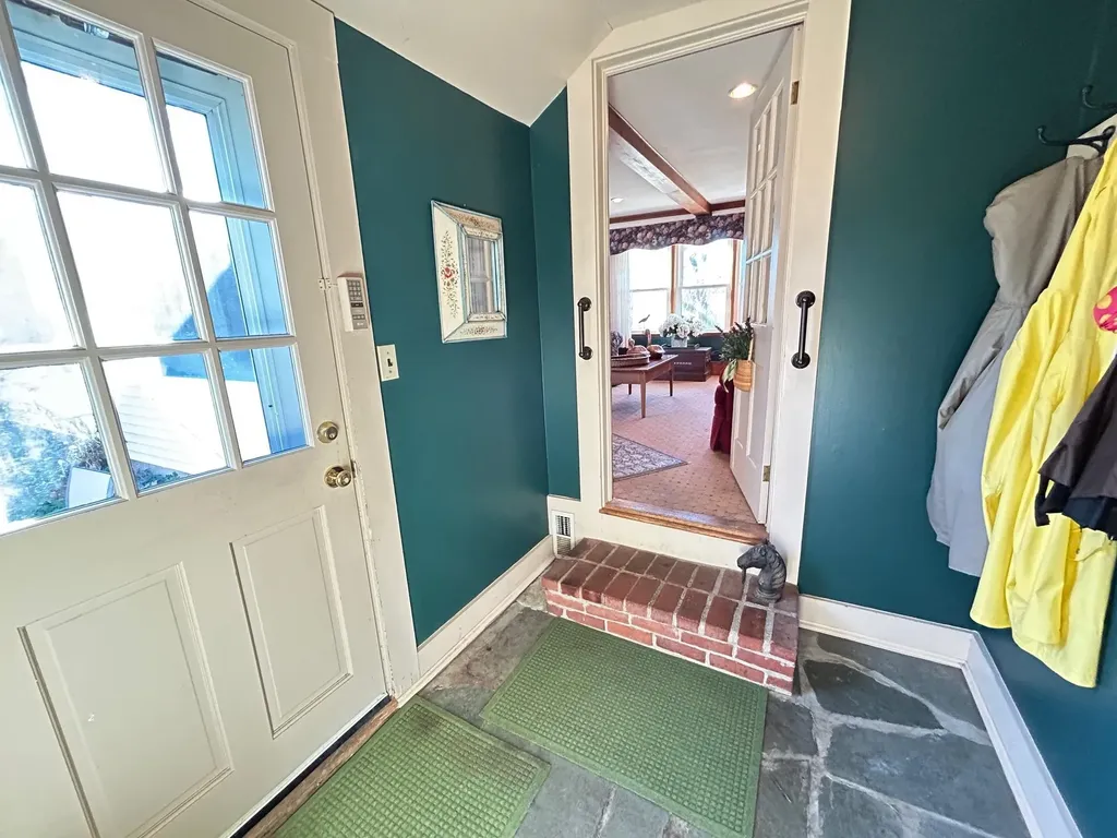 188 Drinkwater Road Kensington NH 03833