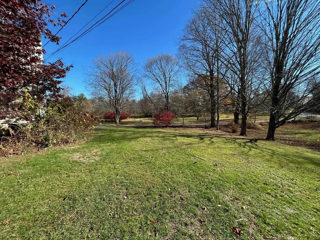 188 Drinkwater Road Kensington NH 03833