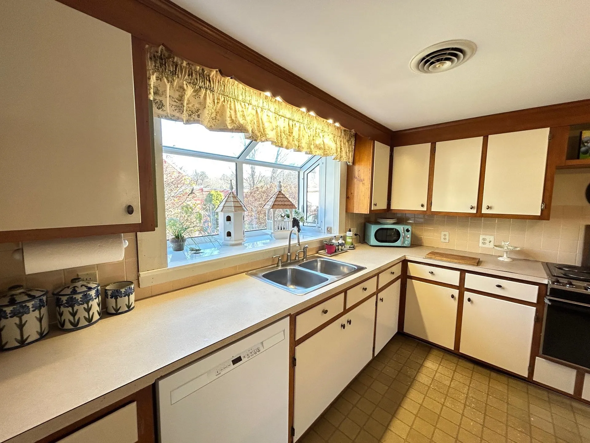 188 Drinkwater Road Kensington NH 03833