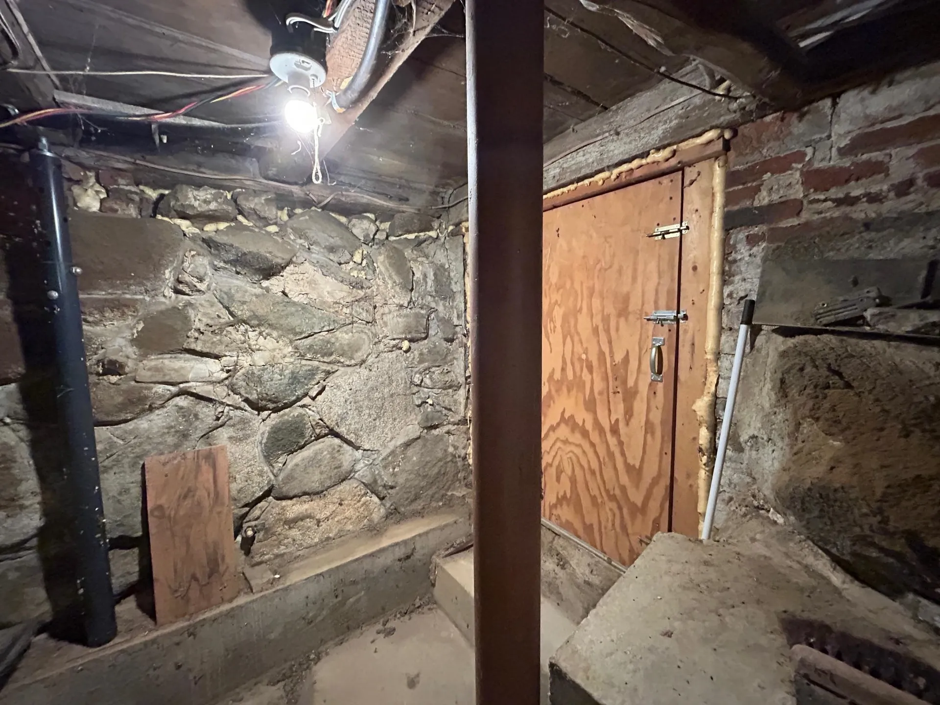 188 Drinkwater Road Kensington NH 03833