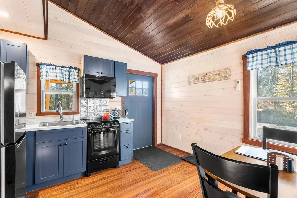 17 S Hill Drive Lempster NH 03605