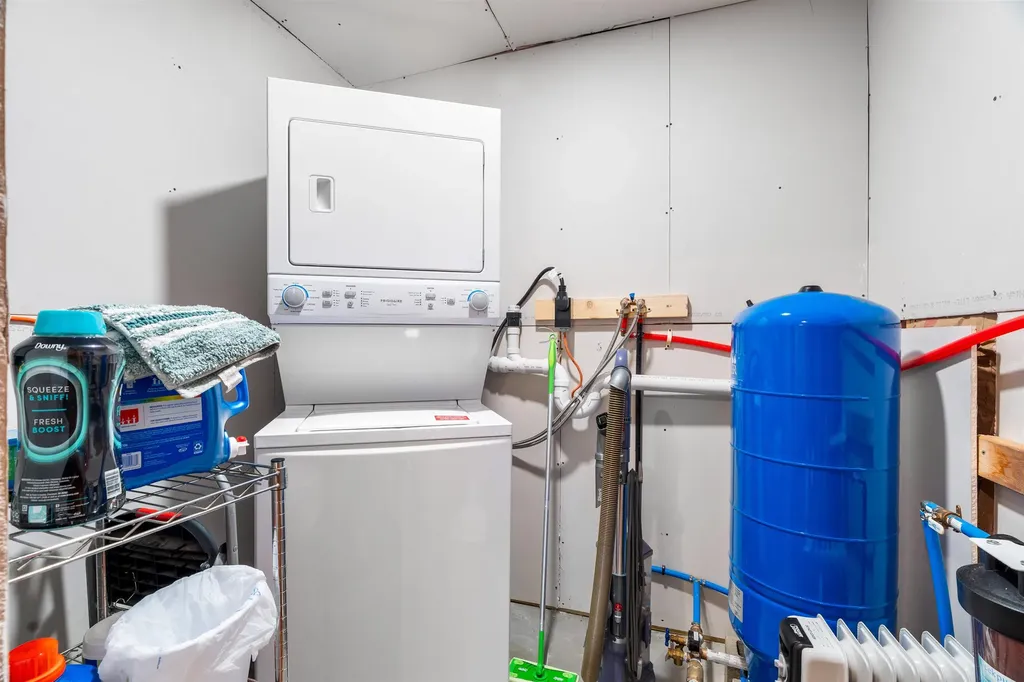 17 S Hill Drive Lempster NH 03605