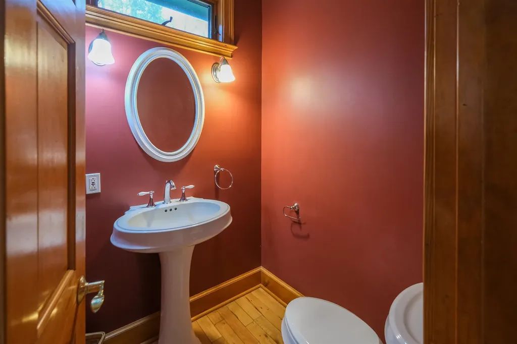 53 Ponus Road Ludlow VT 05149