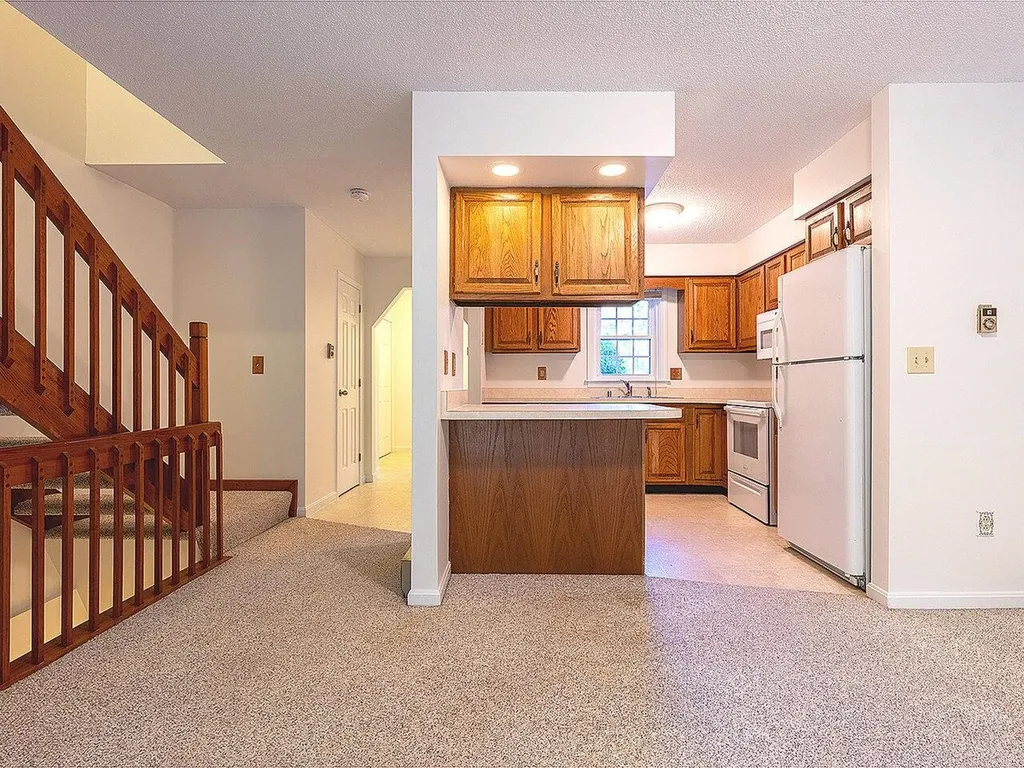 25 Woodbine By The Lake Colchester VT 05446