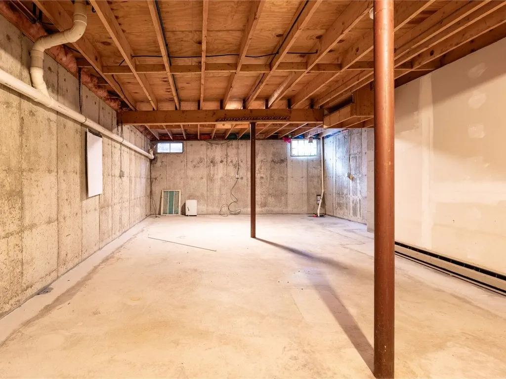 25 Woodbine By The Lake Colchester VT 05446