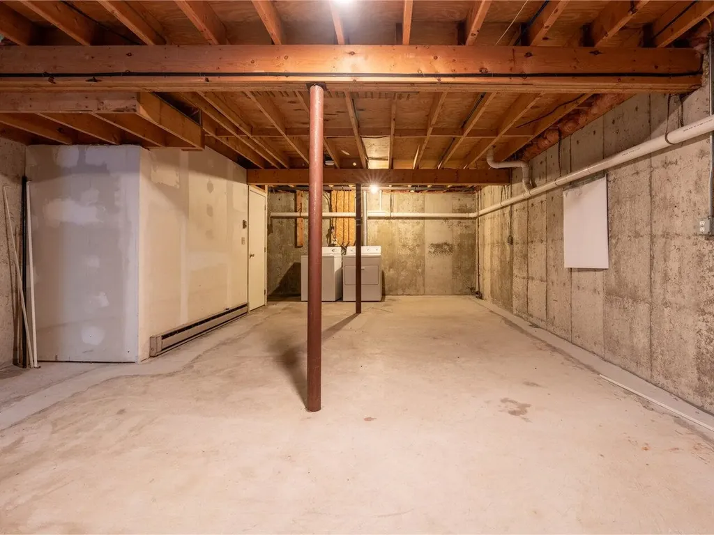 25 Woodbine By The Lake Colchester VT 05446