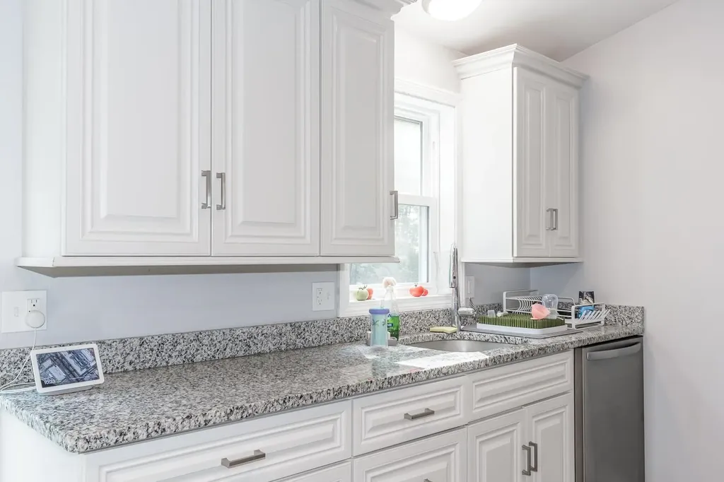 156 Little Mill Road Sandown NH 03873