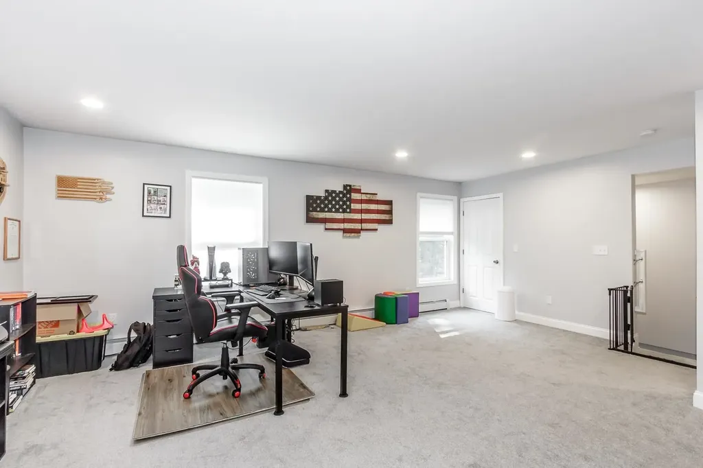 156 Little Mill Road Sandown NH 03873