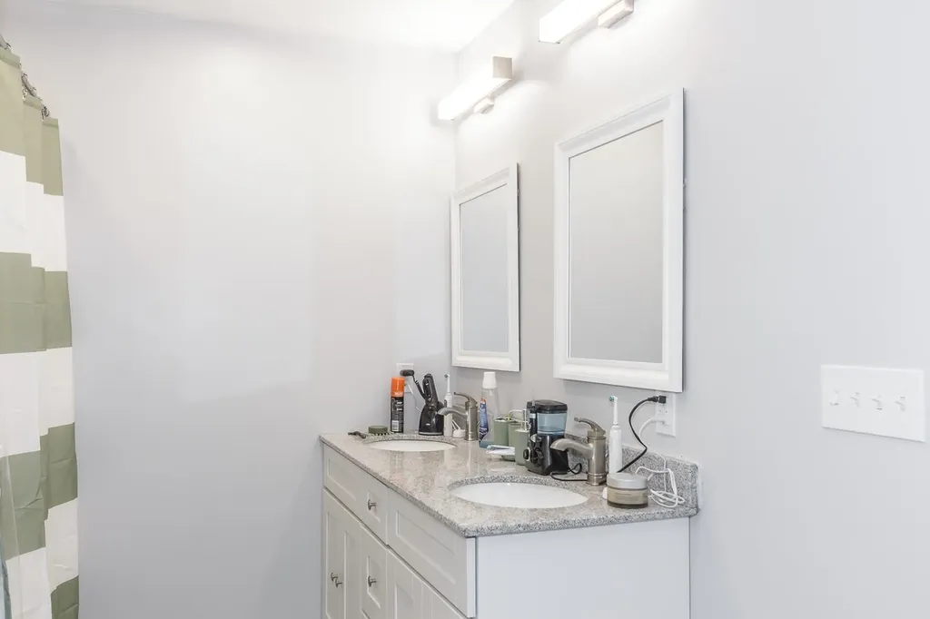 156 Little Mill Road Sandown NH 03873