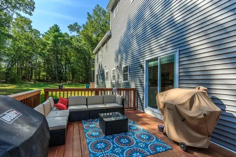 156 Little Mill Road Sandown NH 03873