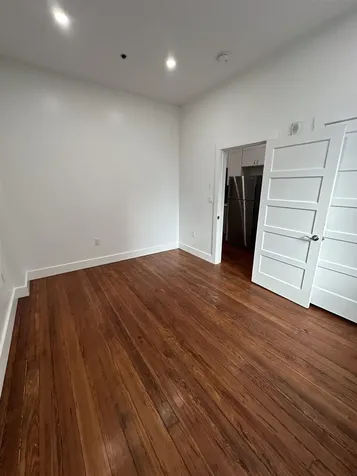 4 Elliot Street Brattleboro VT 05301