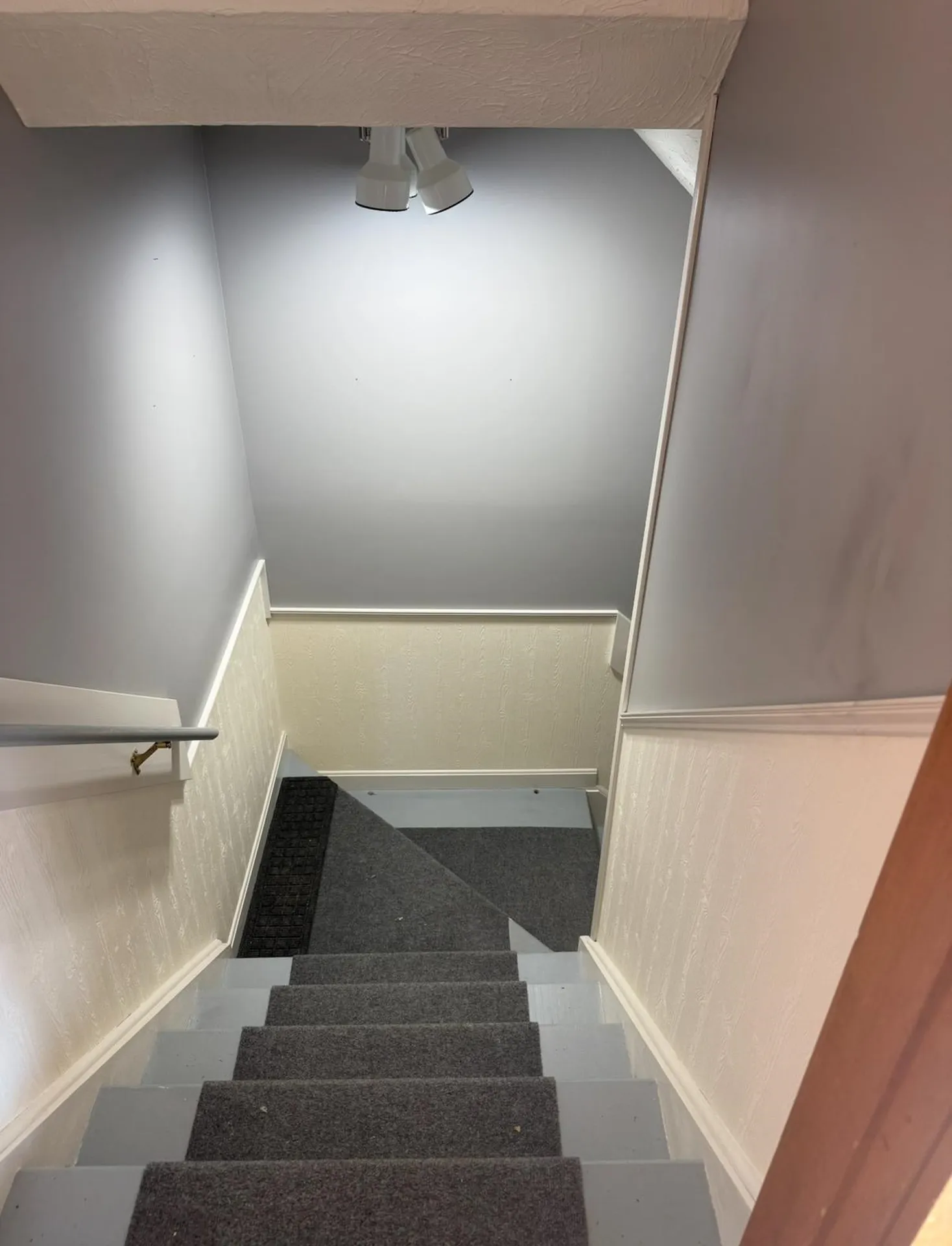 5 Tsienneto Road Derry NH 03038