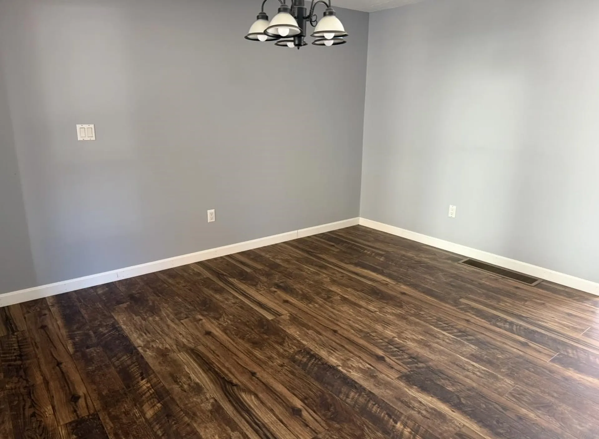 5 Tsienneto Road Derry NH 03038