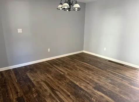 5 Tsienneto Road Derry NH 03038