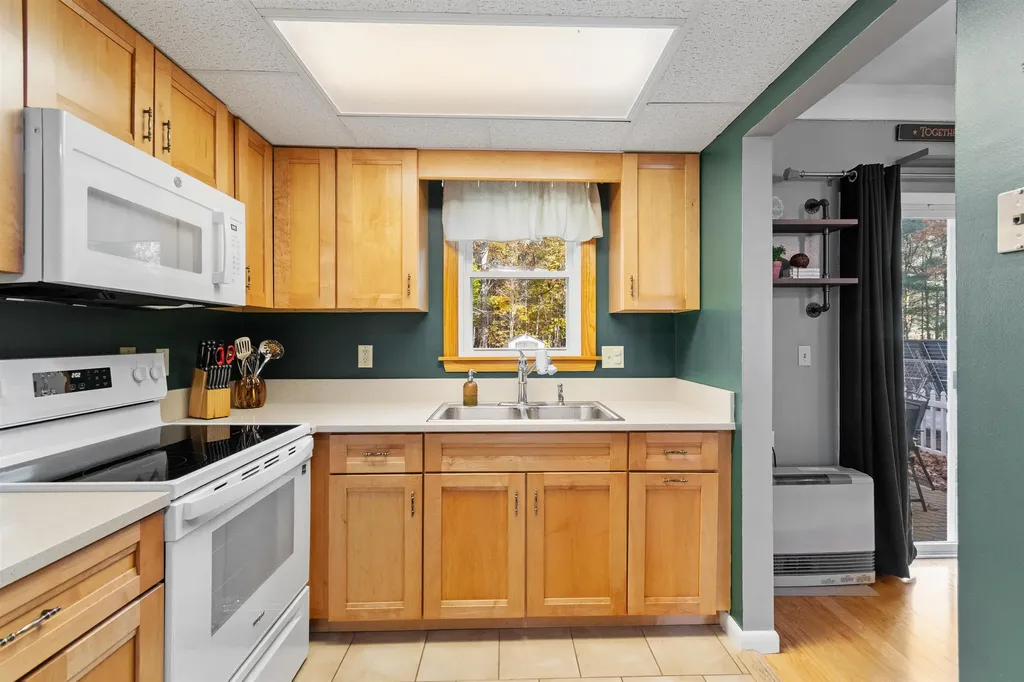 86 Pinecrest Drive Essex VT 05452