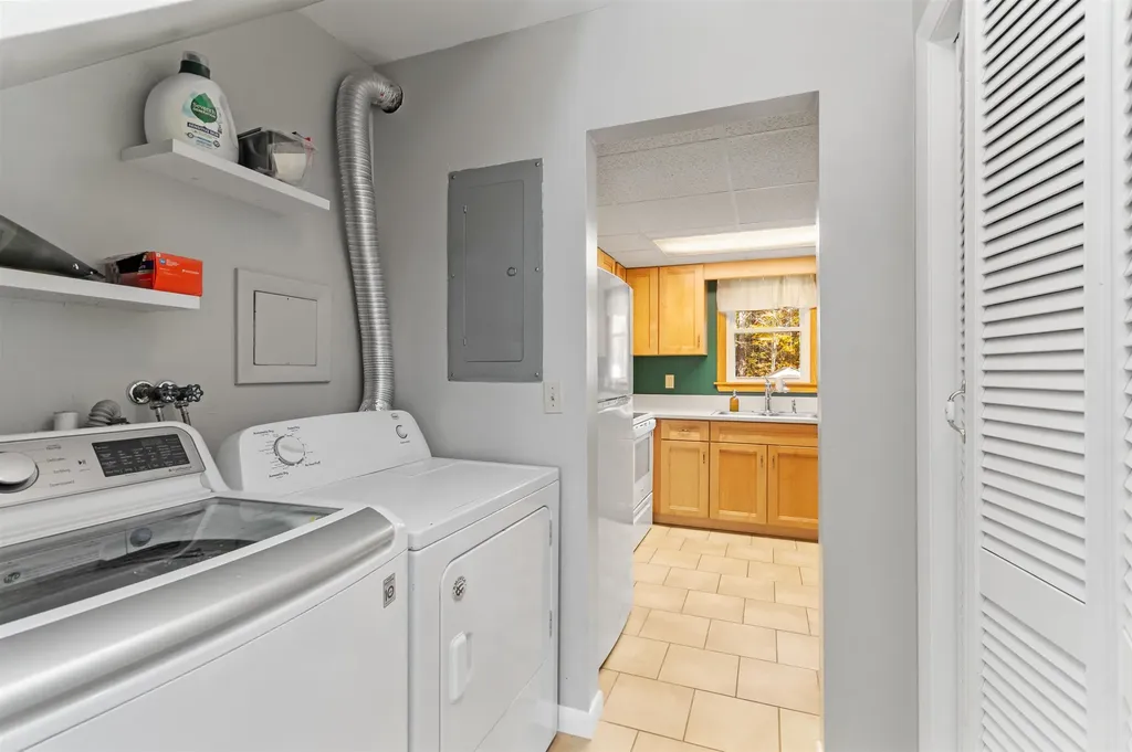 86 Pinecrest Drive Essex VT 05452