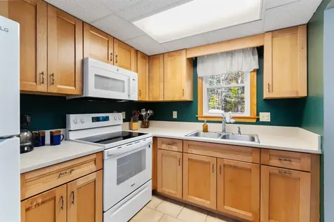 86 Pinecrest Drive Essex VT 05452