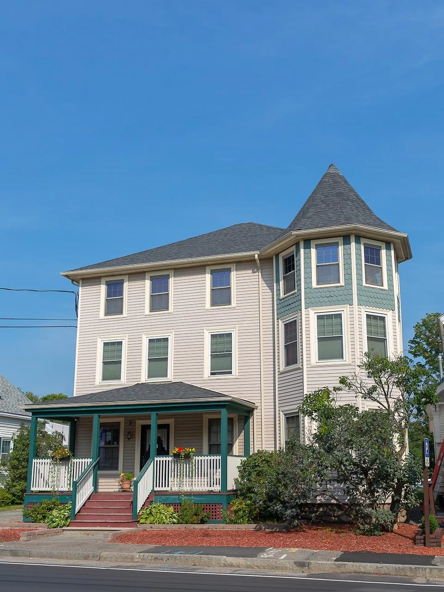 407 Lafayette Road Hampton NH 03842