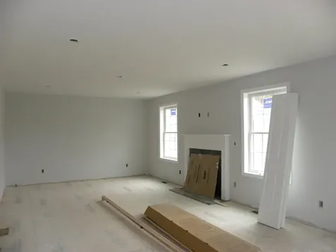 304 Karatzas Avenue Manchester NH 03104