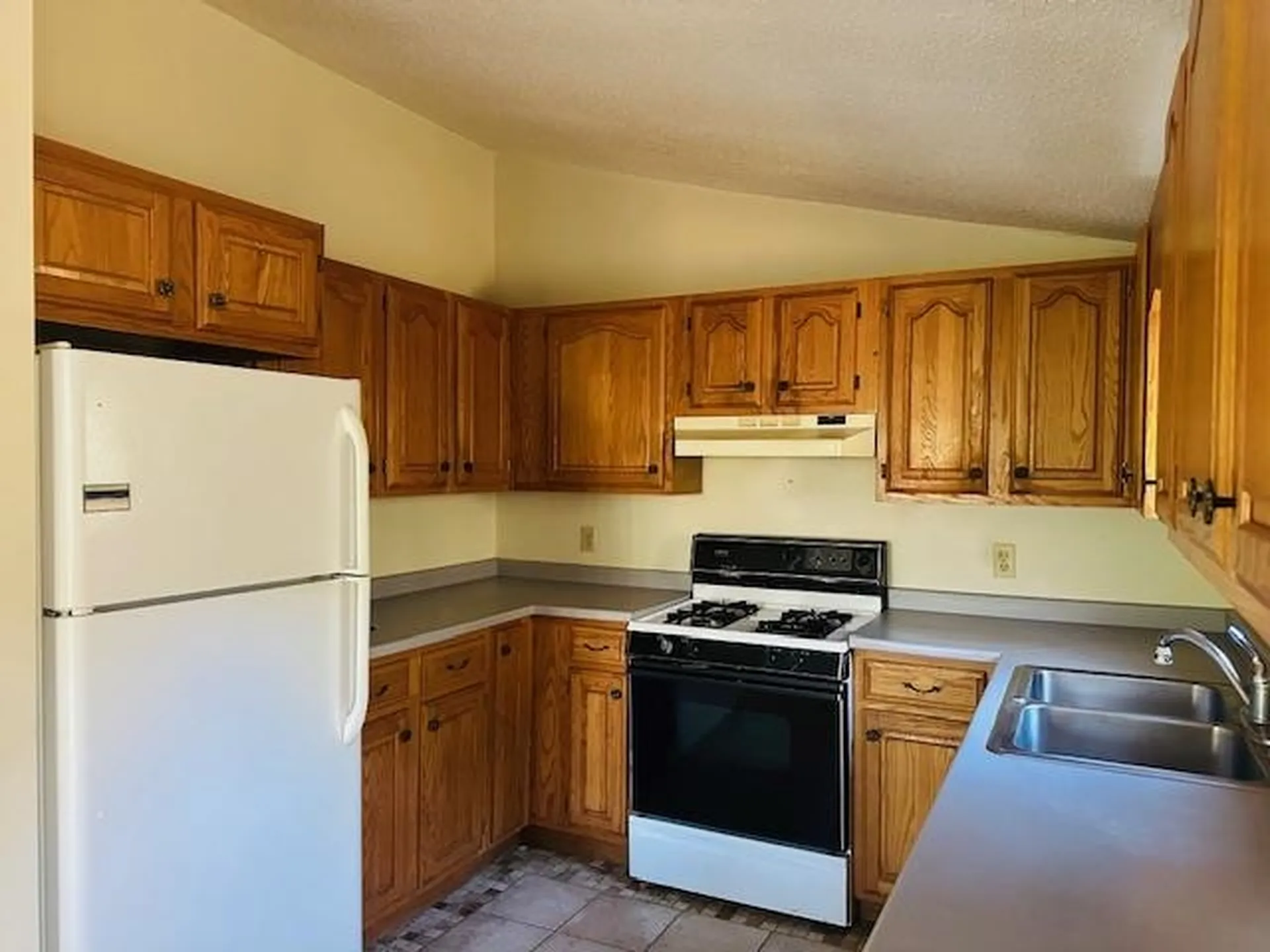 75 Mather Road Brattleboro VT 05301