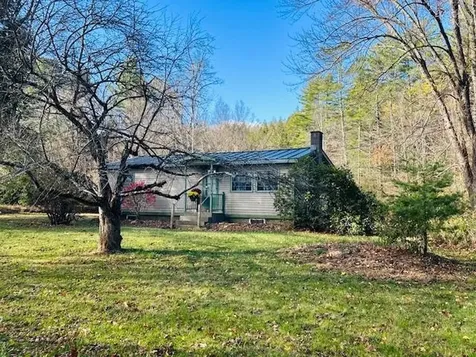 75 Mather Road Brattleboro VT 05301