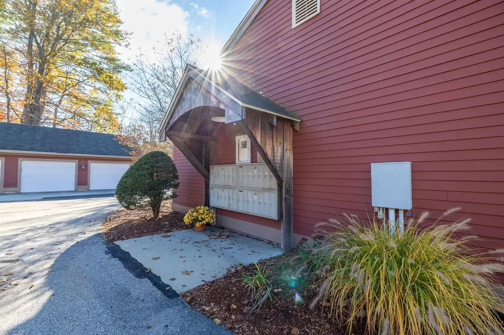 7 Chester Road Derry NH 03038