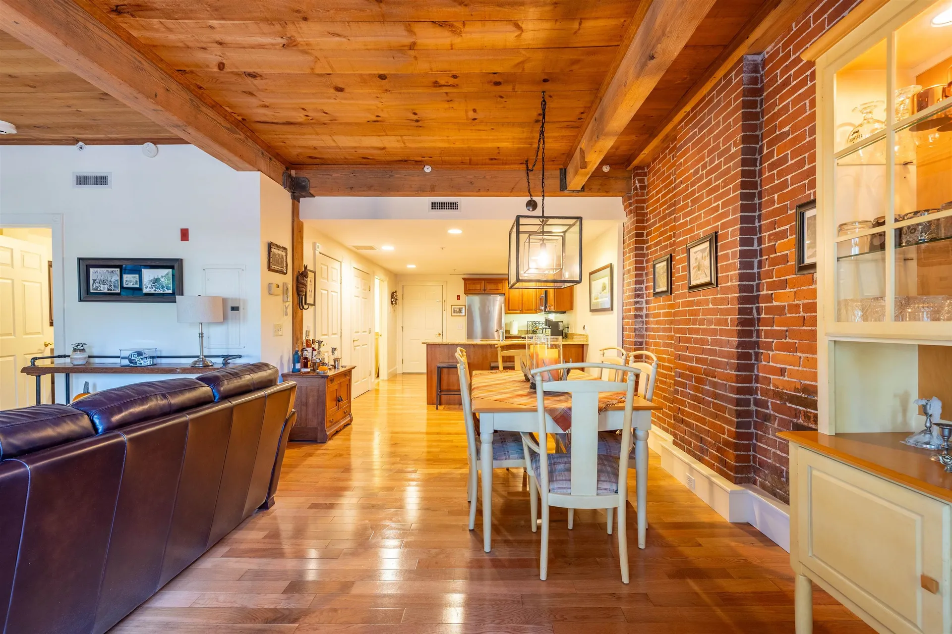 7 Chester Road Derry NH 03038