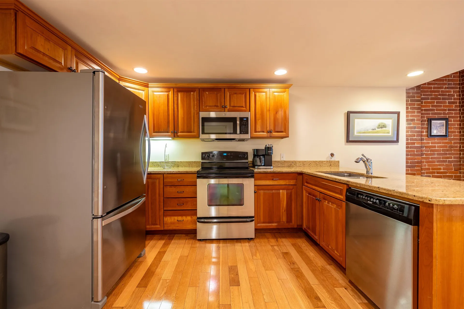 7 Chester Road Derry NH 03038