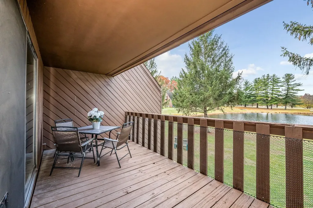 40 Spring Cove Road Nashua NH 03062