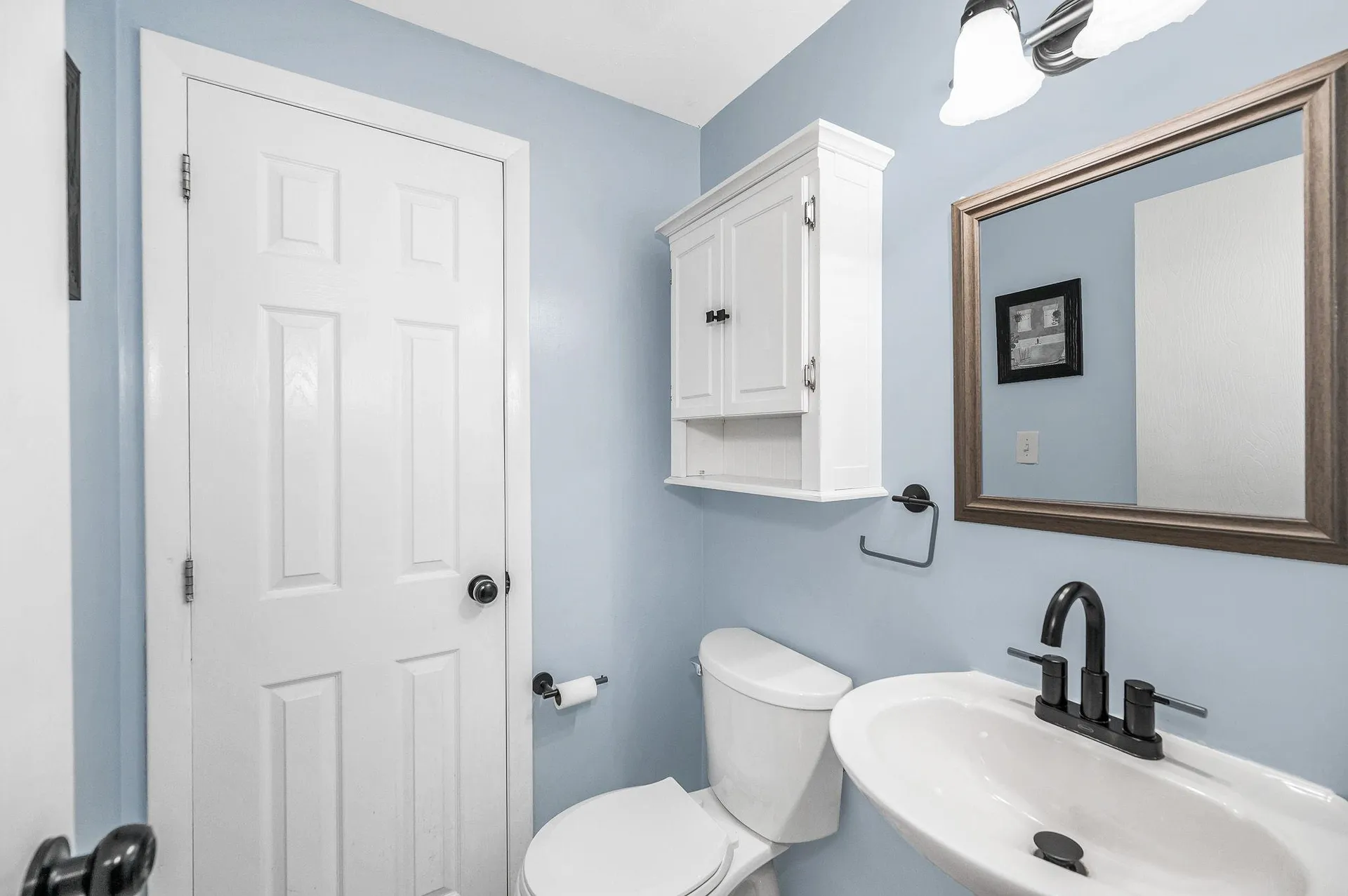 40 Spring Cove Road Nashua NH 03062