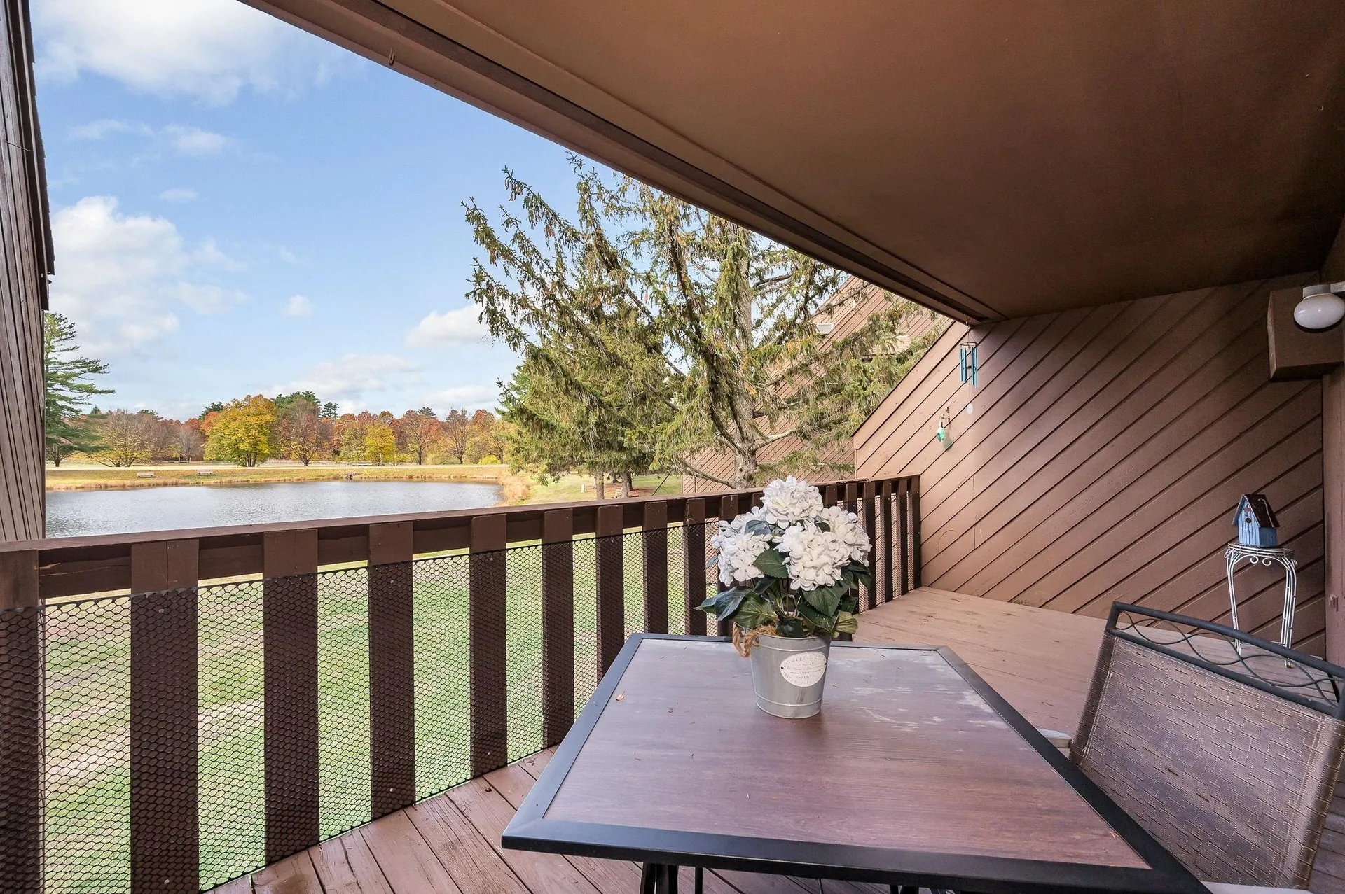 40 Spring Cove Road Nashua NH 03062