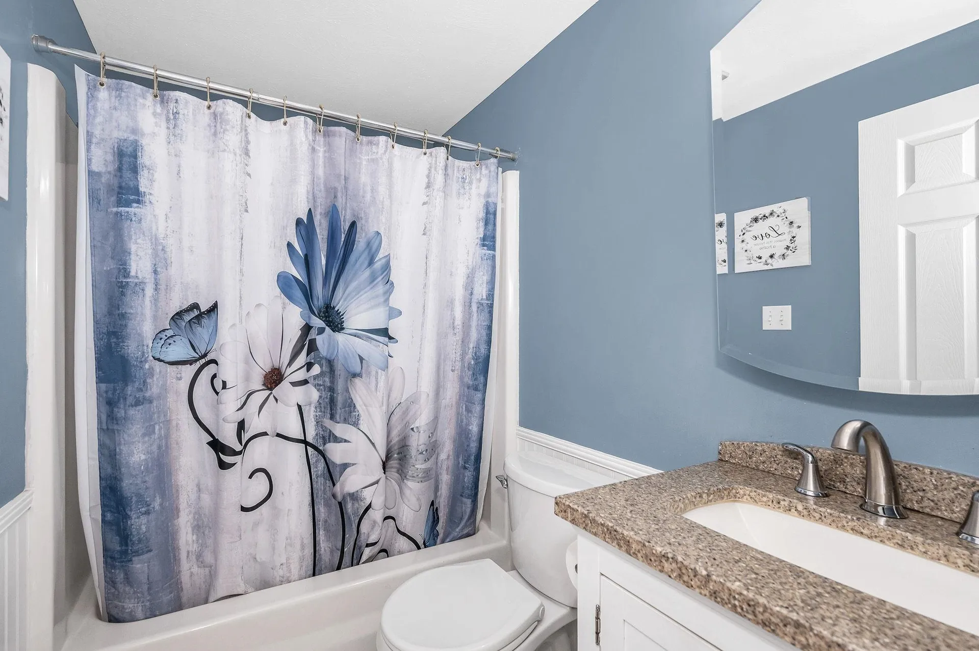 40 Spring Cove Road Nashua NH 03062