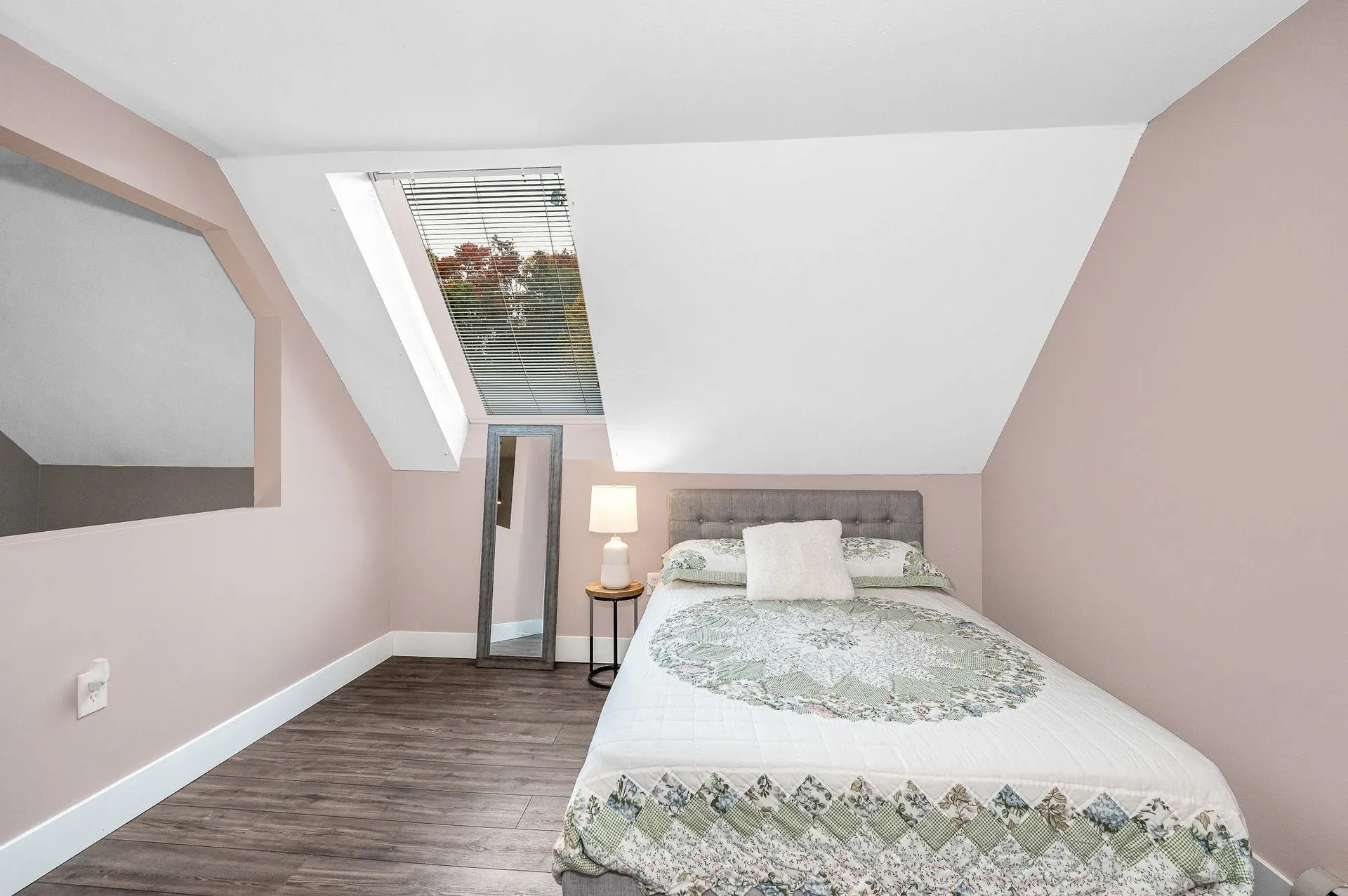 40 Spring Cove Road Nashua NH 03062