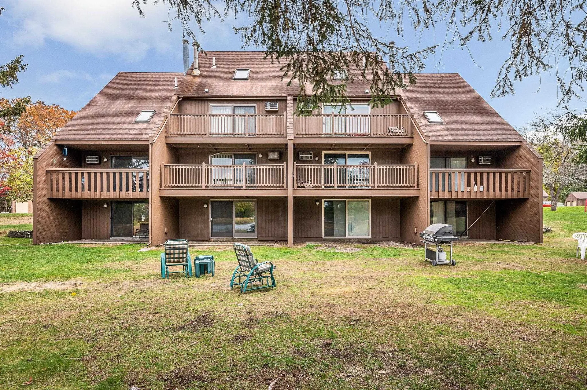 40 Spring Cove Road Nashua NH 03062