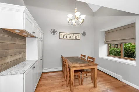 40 Spring Cove Road Nashua NH 03062