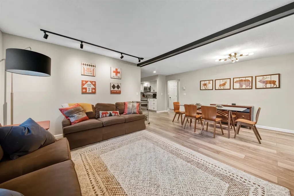 798 Vermont Route 100 Wilmington VT 05363