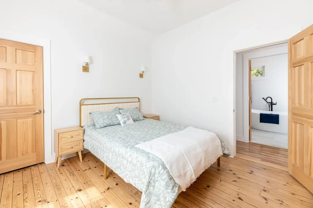 383 Owl Street Campton NH 03223