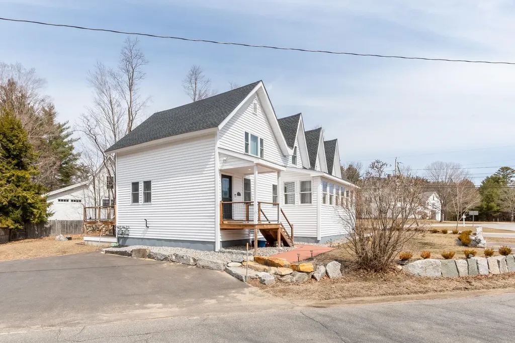 383 Owl Street Campton NH 03223