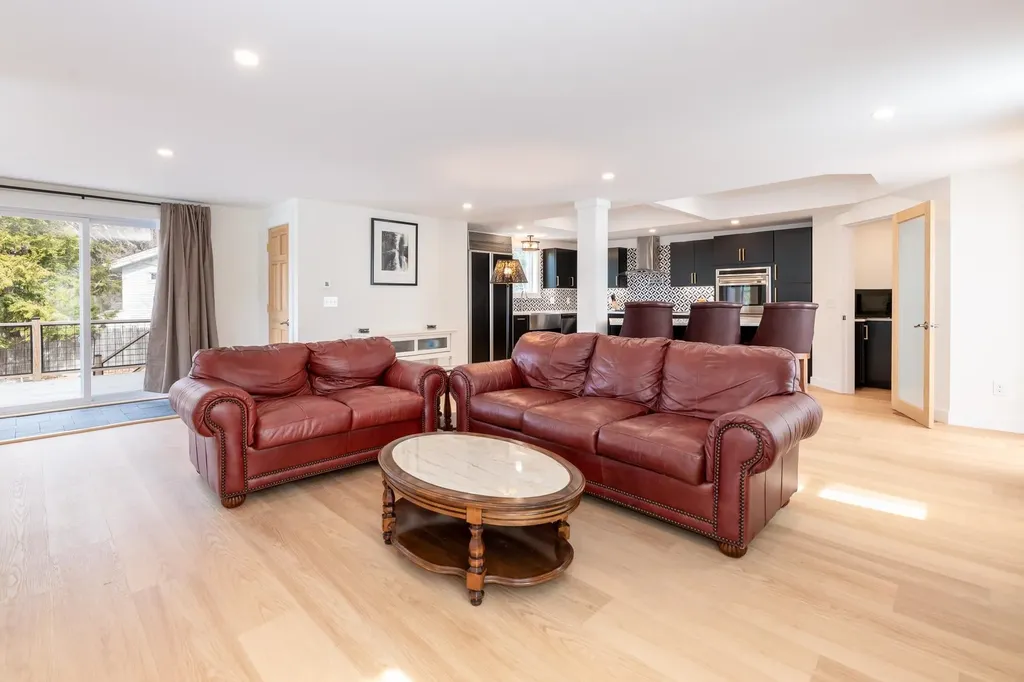 383 Owl Street Campton NH 03223