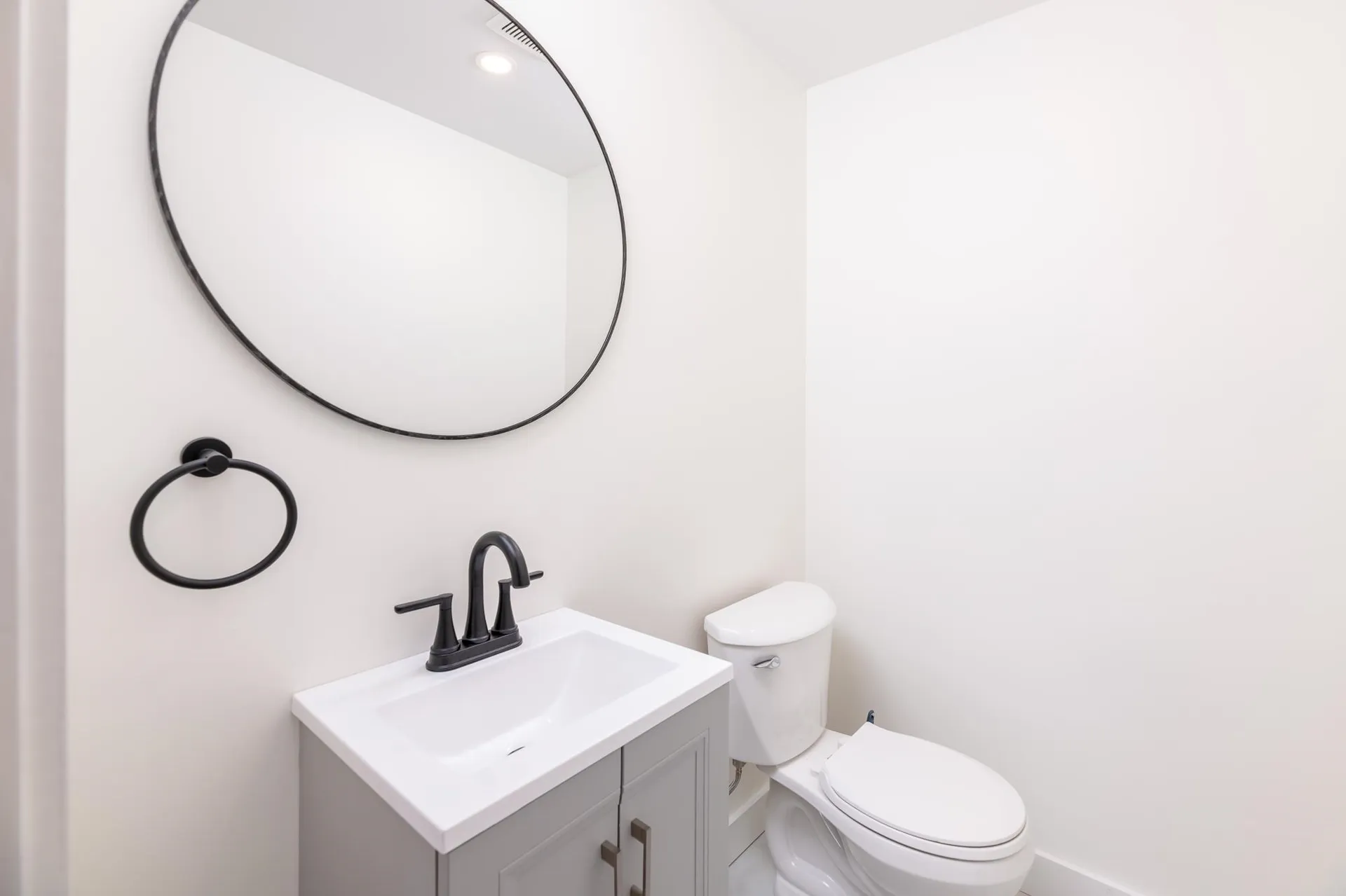 383 Owl Street Campton NH 03223