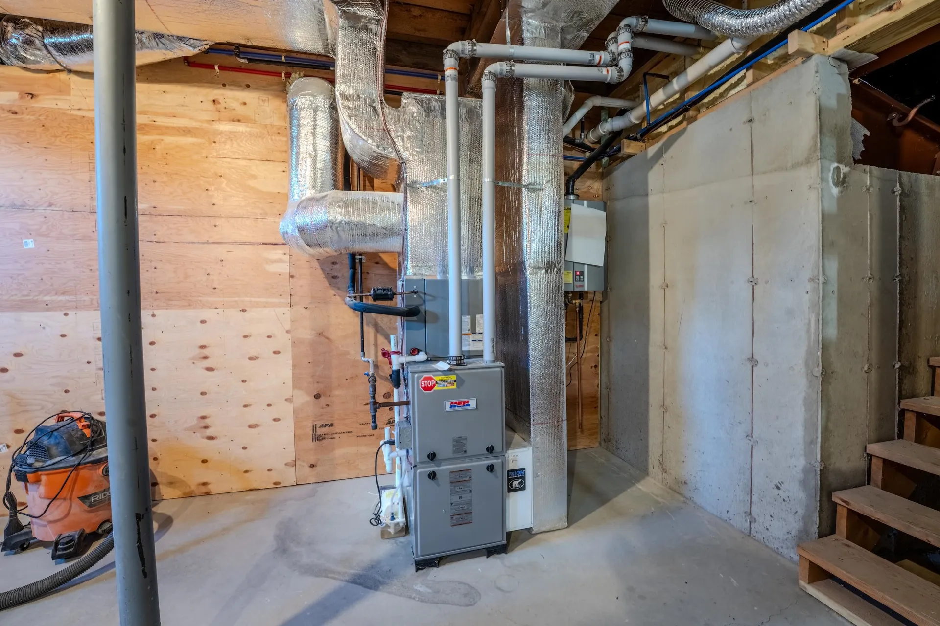 383 Owl Street Campton NH 03223