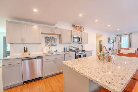 383 Owl Street Campton NH 03223