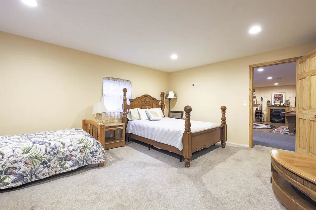 96 Bryant Mill Road Tamworth NH 03886