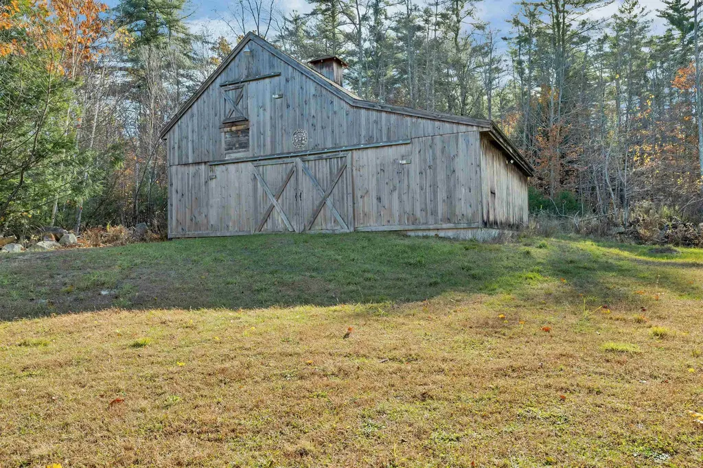 87 Middleton Road Wolfeboro NH 03894