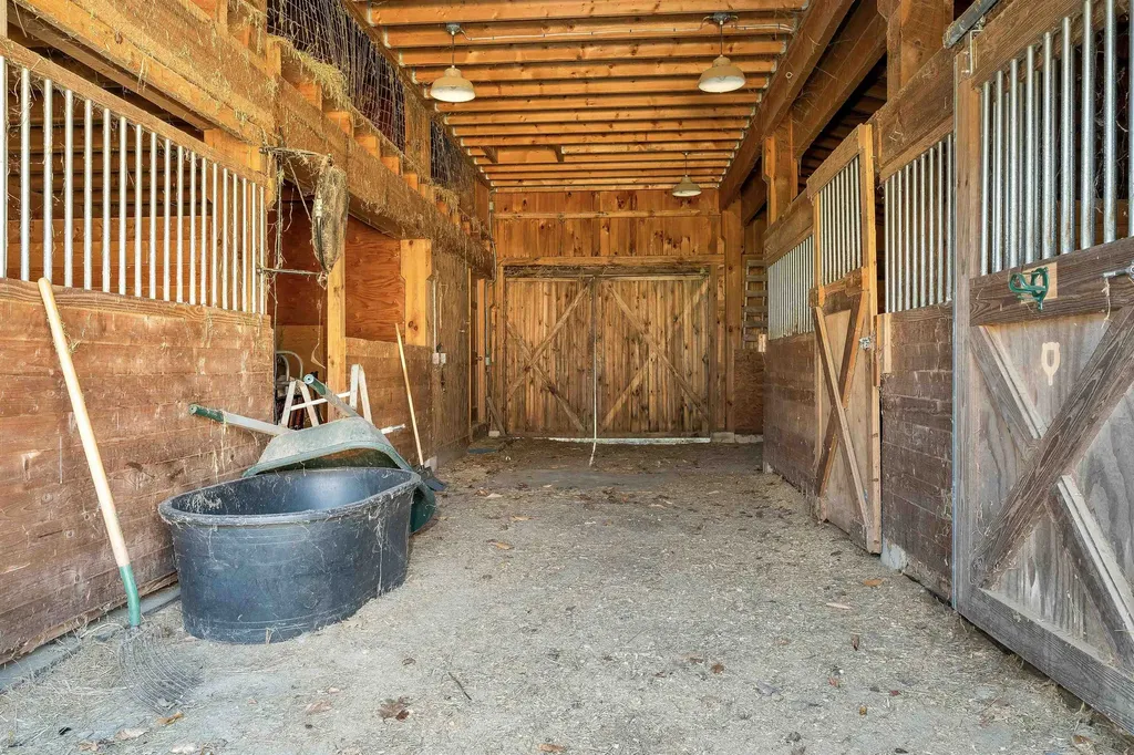 87 Middleton Road Wolfeboro NH 03894