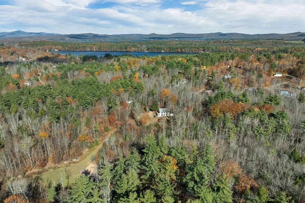 87 Middleton Road Wolfeboro NH 03894