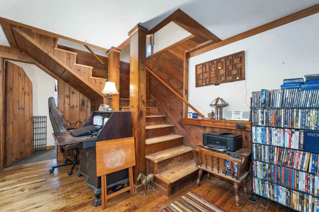 87 Middleton Road Wolfeboro NH 03894