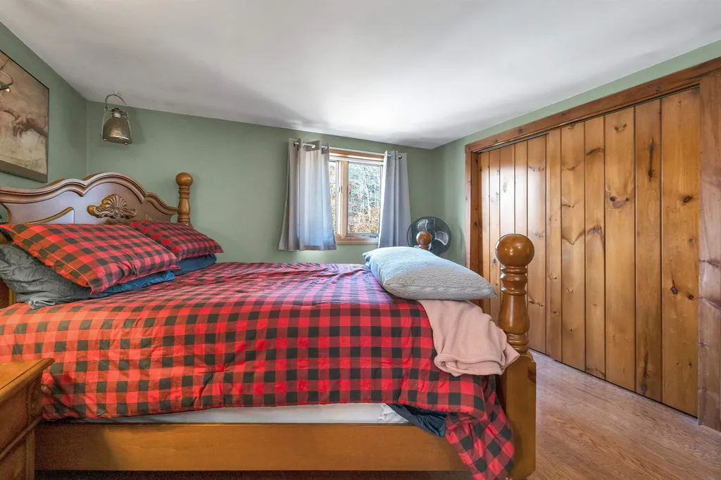 87 Middleton Road Wolfeboro NH 03894