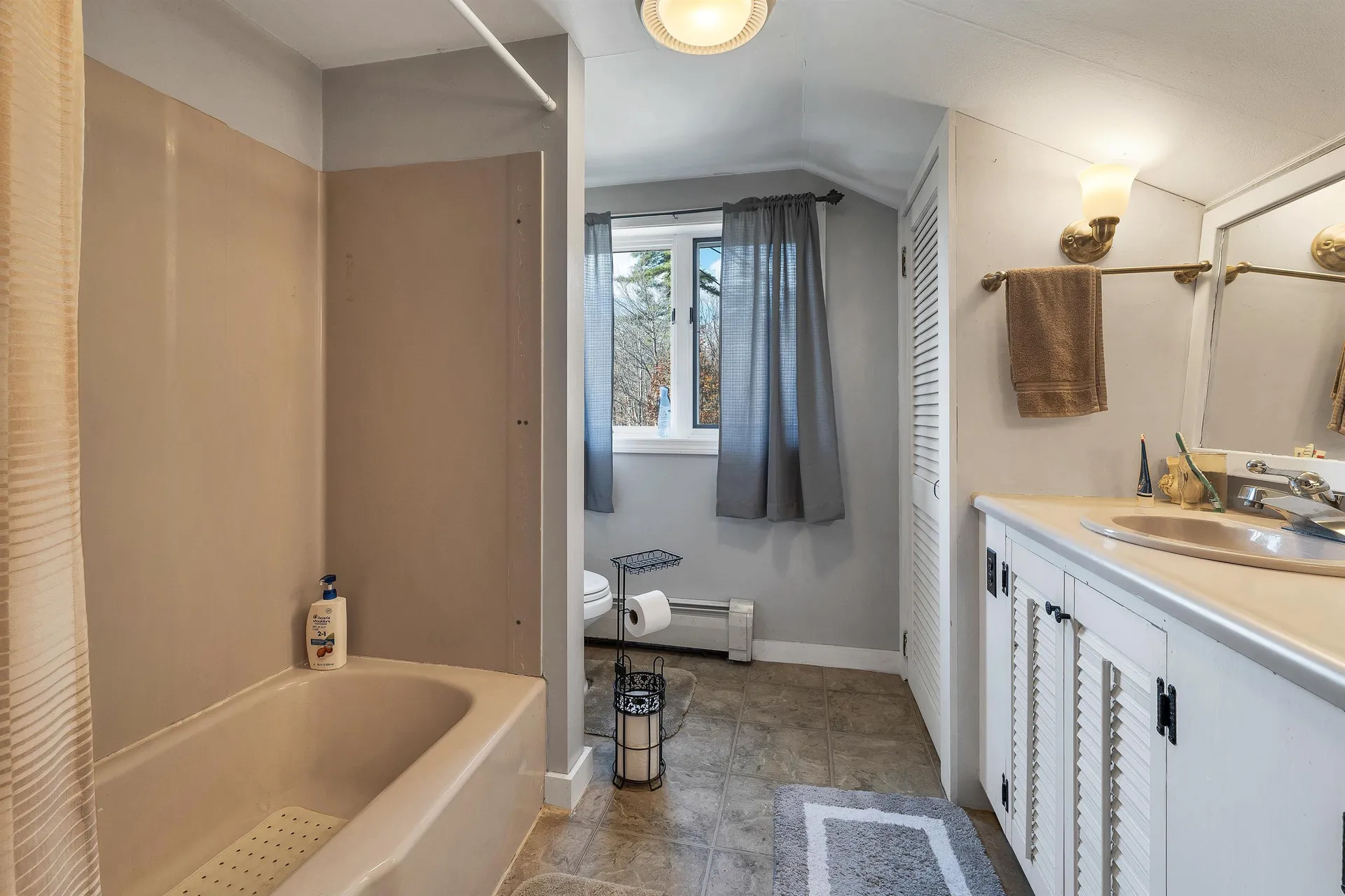 87 Middleton Road Wolfeboro NH 03894